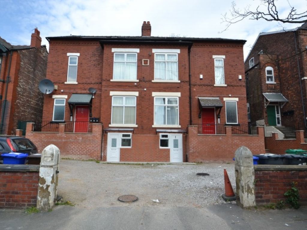 1 bed flat to rent in Osborne Road, Levenshulme, Manchester M19, £800
