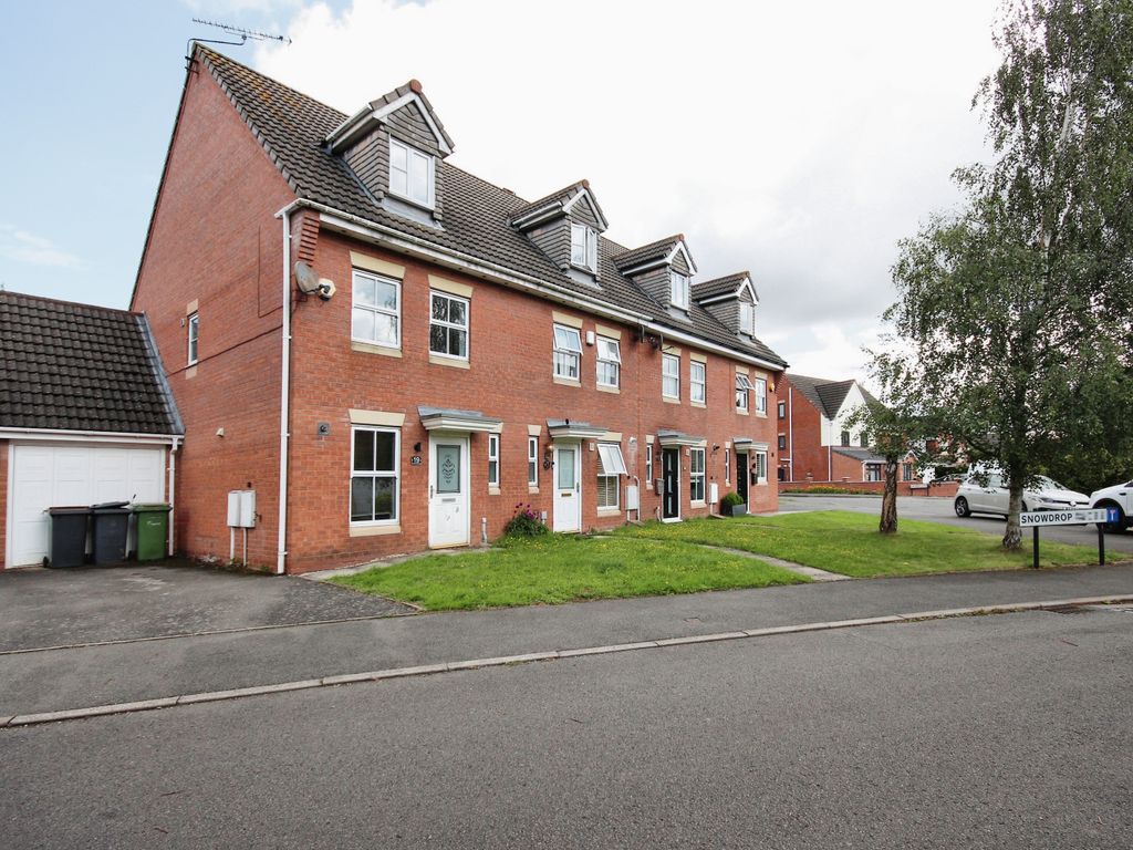 3 bed end terrace house for sale in Snowdrop Close, Bedworth CV12, £