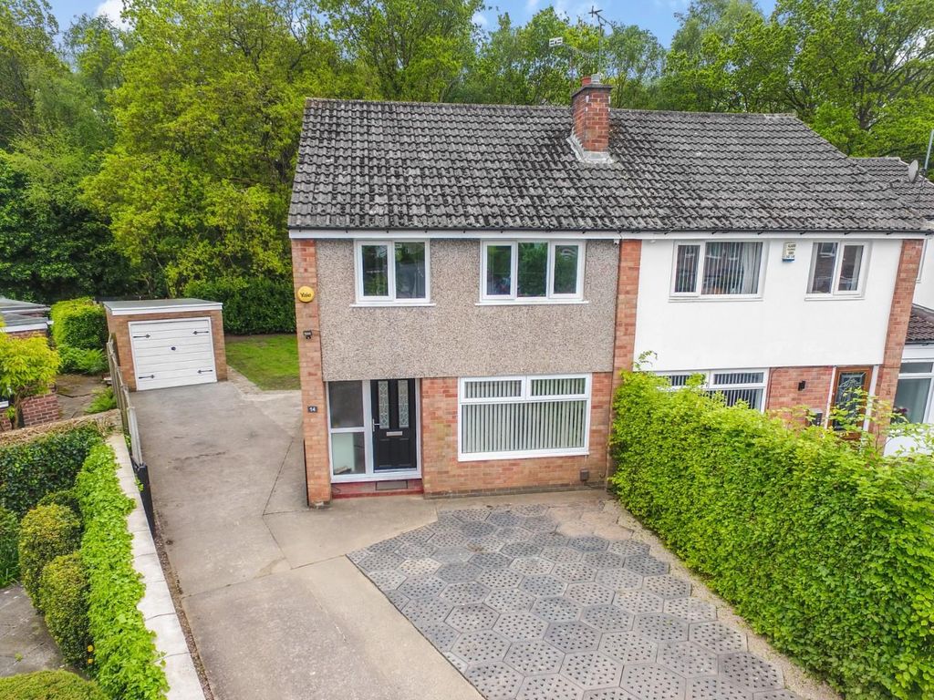3 bed semidetached house for sale in Barfield Mount, Leeds LS17 Zoopla