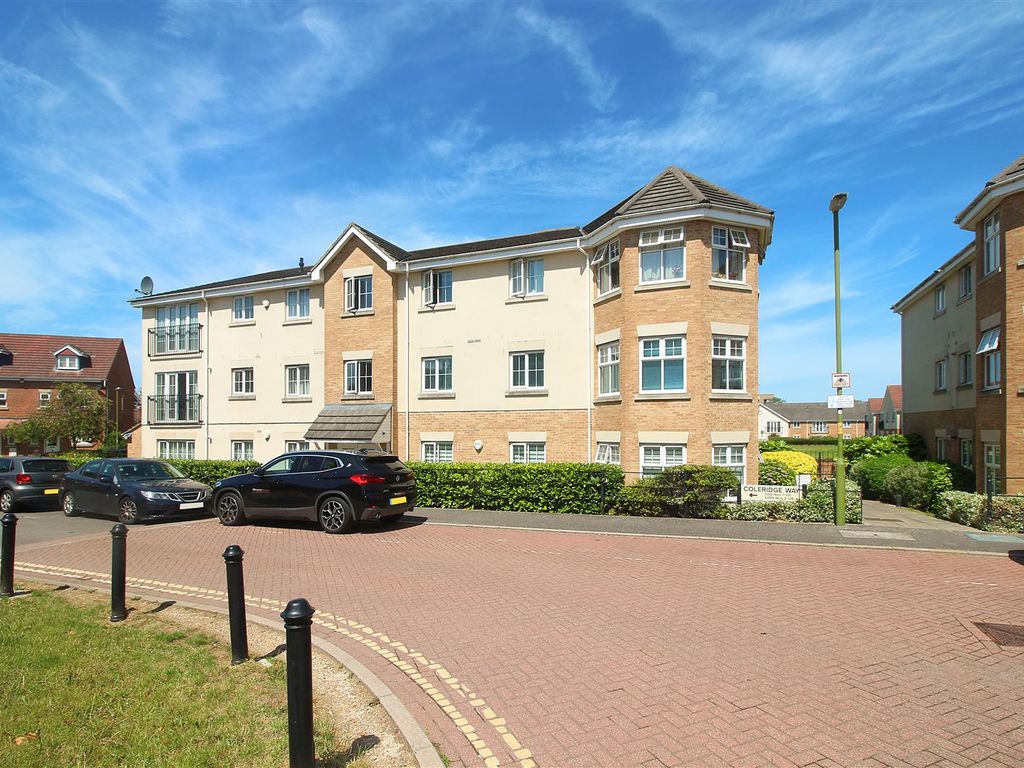 2 bed flat for sale in Coleridge Way, Borehamwood WD6 Zoopla
