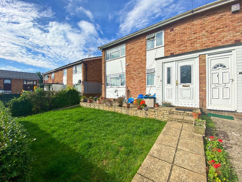 2 bed to rent in Legge Crescent, Aldershot GU11 Zoopla
