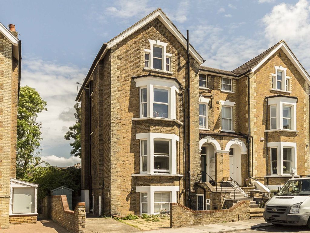 1 bed flat to rent in Church Road, Richmond TW10 Zoopla