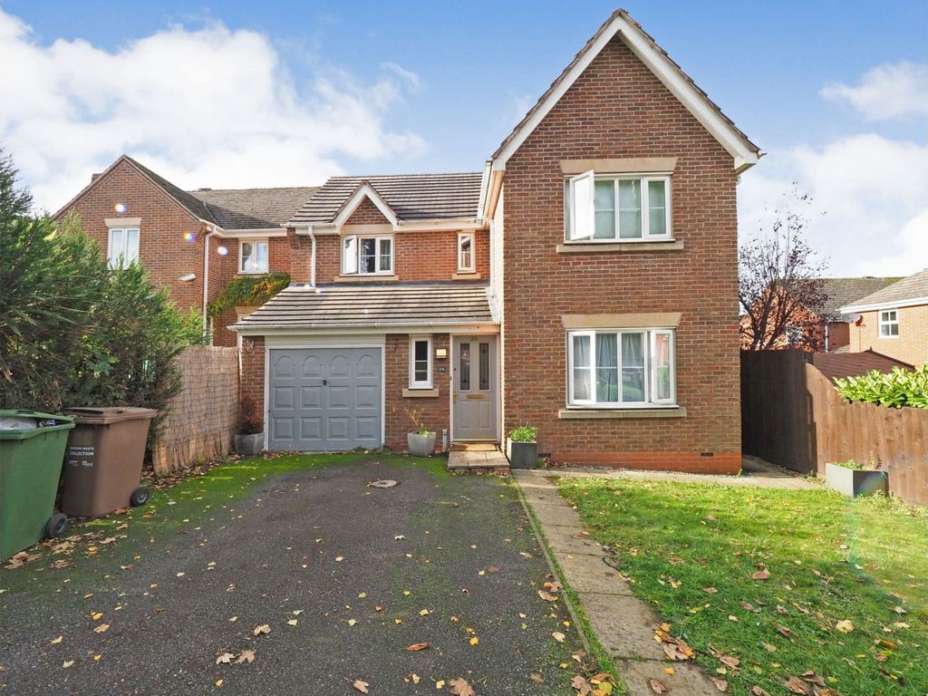 4 bed detached house for sale in Merlin Close, Rothley, Leicester LE7