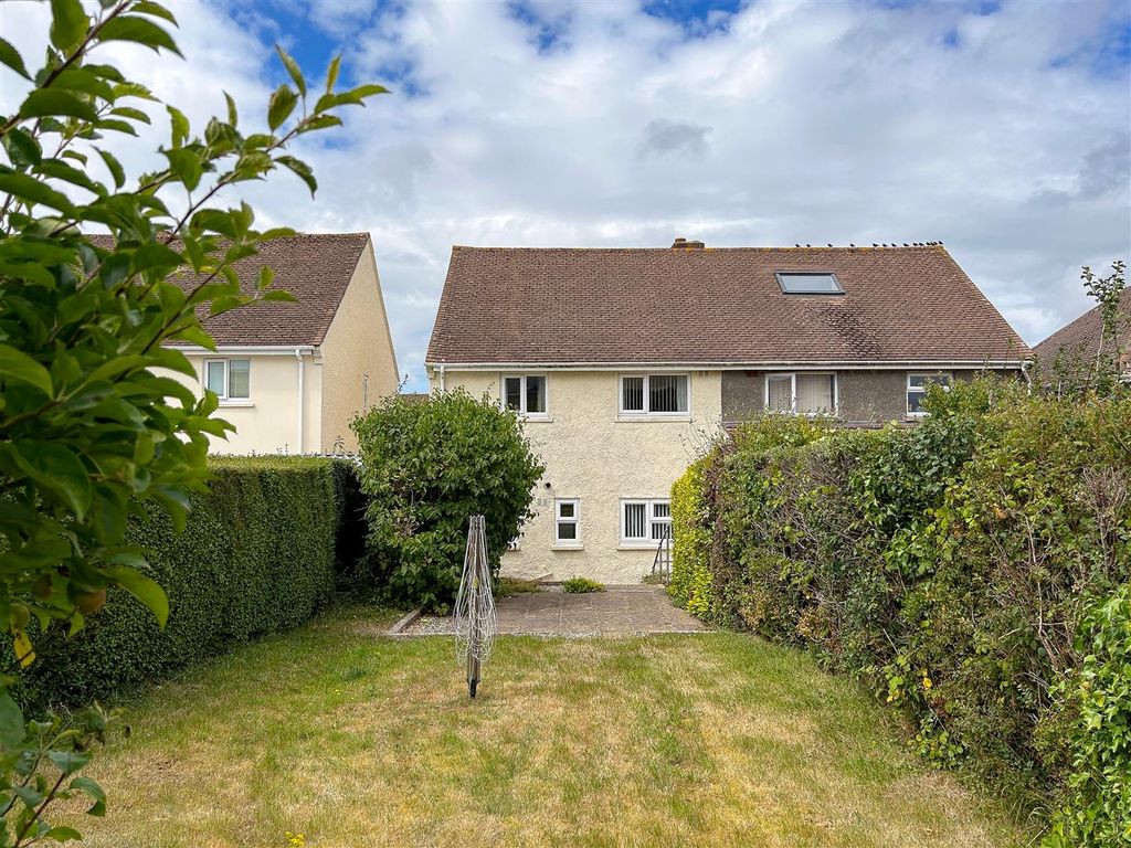 3 bed semidetached house for sale in Hawthorn Rise, Haverfordwest SA61