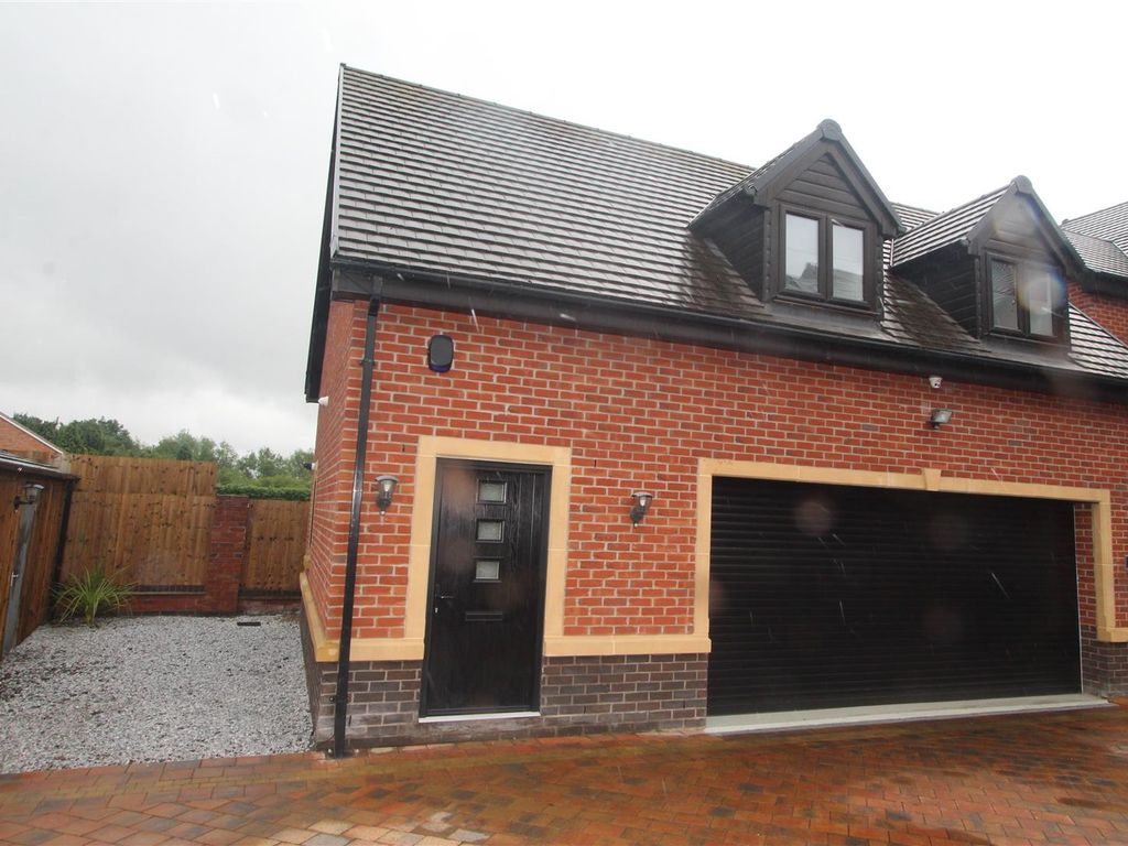 Room to rent in Fibbersley, Willenhall WV13, £850 pcm Zoopla