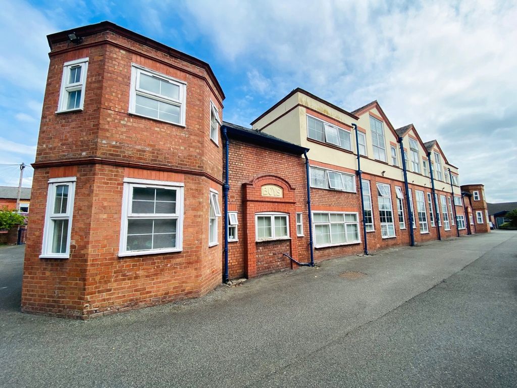 2 bed flat for sale in Cambridge Court, Cambridge Road, Ellesmere Port