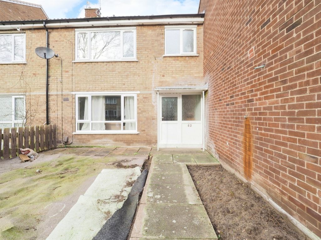 3 bed terraced house for sale in Salisbury Close, Scunthorpe DN17, £