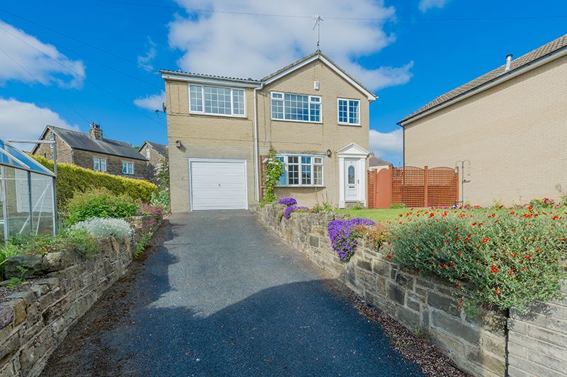 4 bed detached house for sale in Ashfield Road, Idle, Bradford BD10