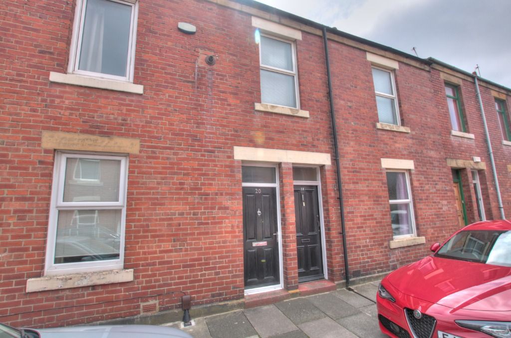 2 bed flat to rent in Field Street, South Gosforth, Newcastle Upon Tyne NE3, £725 pcm Zoopla