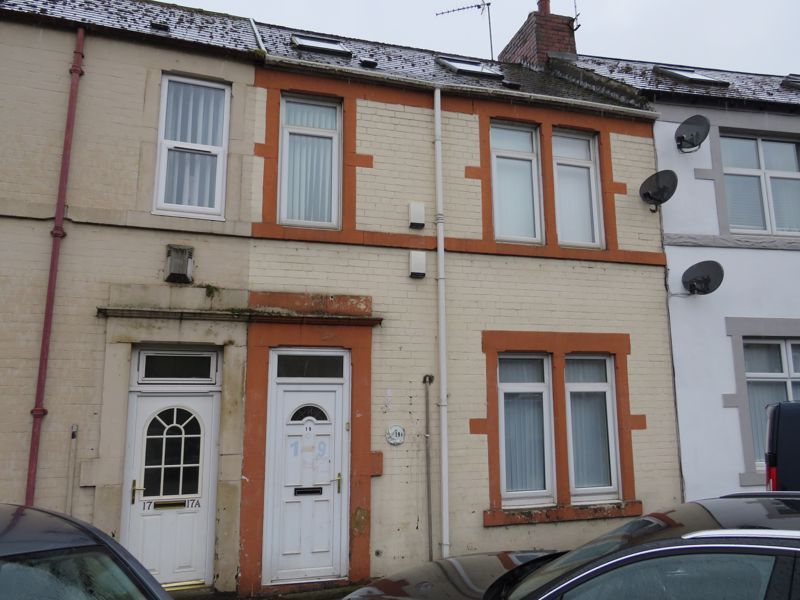 1 bed flat for sale in Warkworth Crescent, Newburn, Newcastle Upon Tyne