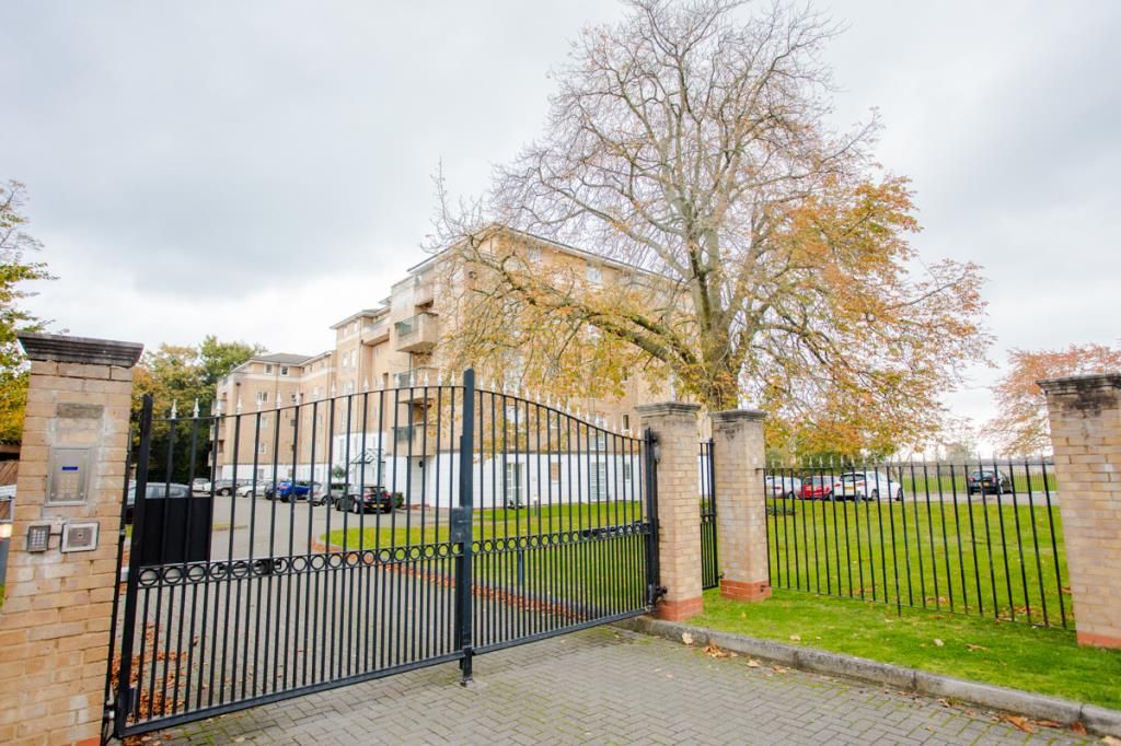 Friern Barnet, London N11  