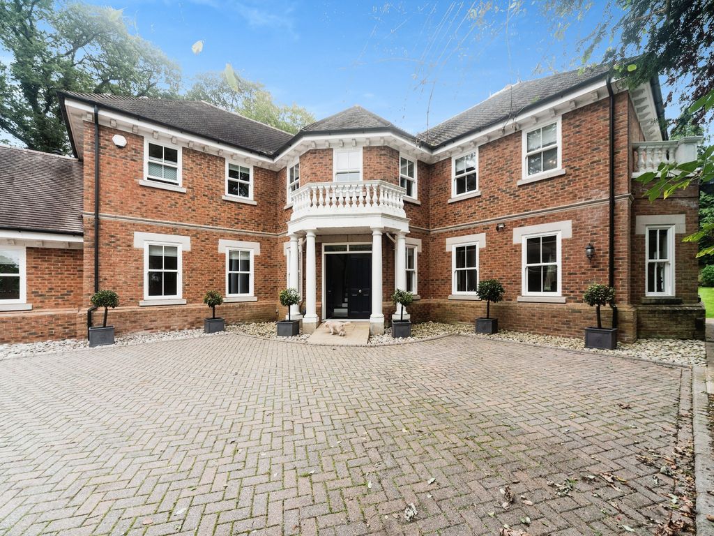 5 bed detached house for sale in Fairacres, Cobham KT11, £2,950,000