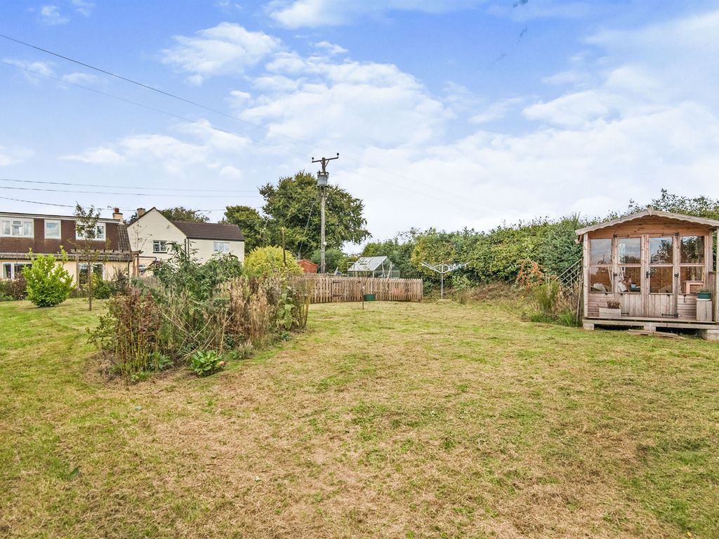 3 bed bungalow for sale in Moor View, Pennymoor, Tiverton EX16 Zoopla