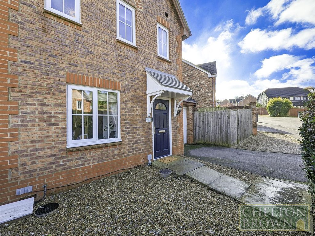 3 bed property for sale in Kingmaker Way, Northampton NN4, £285,000