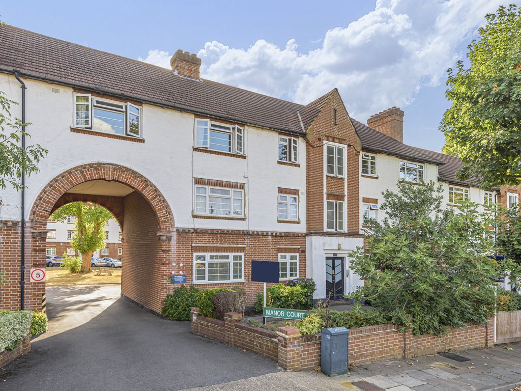2 bed property to rent in Manor Road, Twickenham TW2 Zoopla