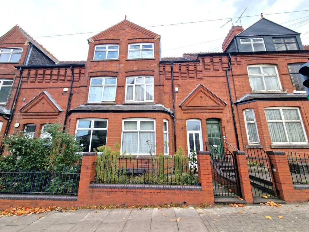 4 bed terraced house for sale in Melbourne Road, Highfields, Leicester