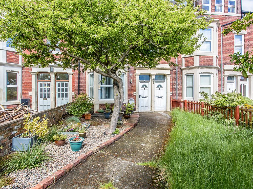 2 bed flat for sale in Road, Wallsend, Tyne And Wear NE28 Zoopla