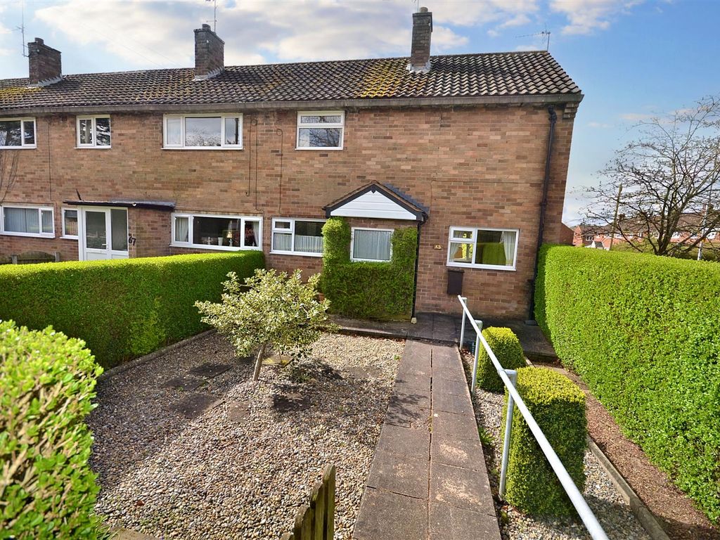 3 bed semidetached house for sale in Lichfield Road, Stone ST15, £