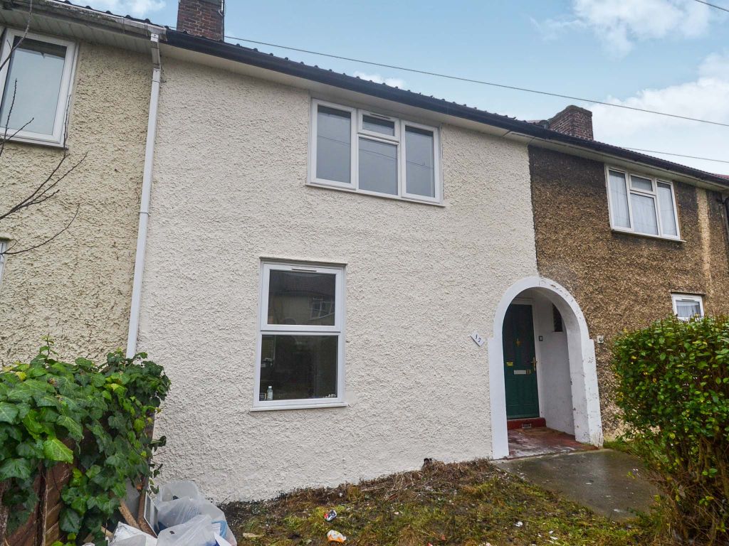 2 bed terraced house for sale in Kingsmill Gardens, Dagenham, Greater