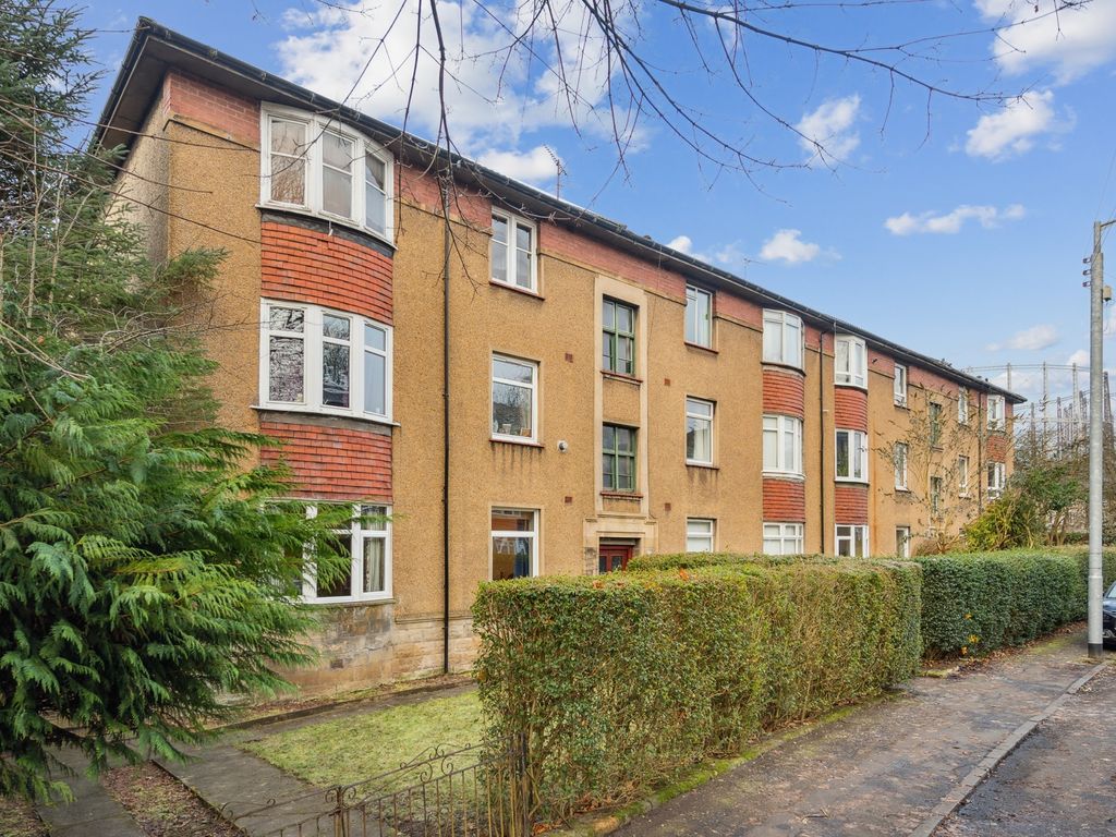 2 bed flat for sale in Ripon Drive, Kelvindale, Glasgow G12, £119,000 Zoopla