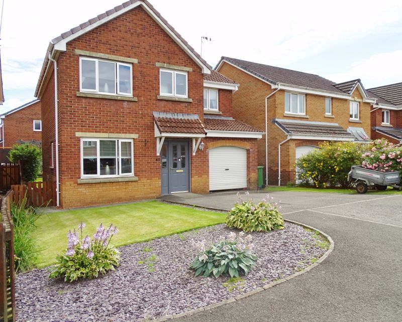 4 bed detached house for sale in Glentye Drive, Alloa FK10 Zoopla