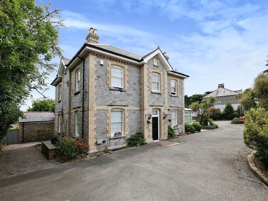 5 bed detached house for sale in Pomphlett Road, Plymstock, Plymouth