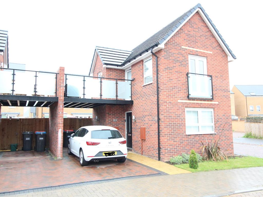 1 bed detached house for sale in Lithgows Avenue, Brooklands, Milton