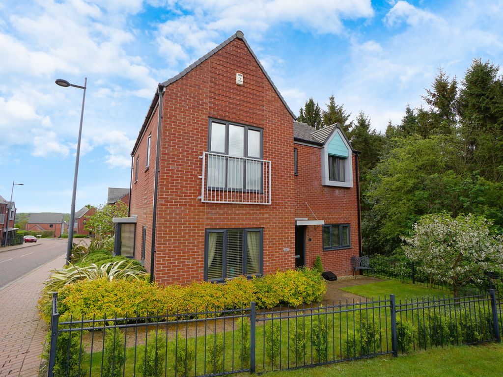 4 bed detached house for sale in Little Flint, Telford TF4 Zoopla