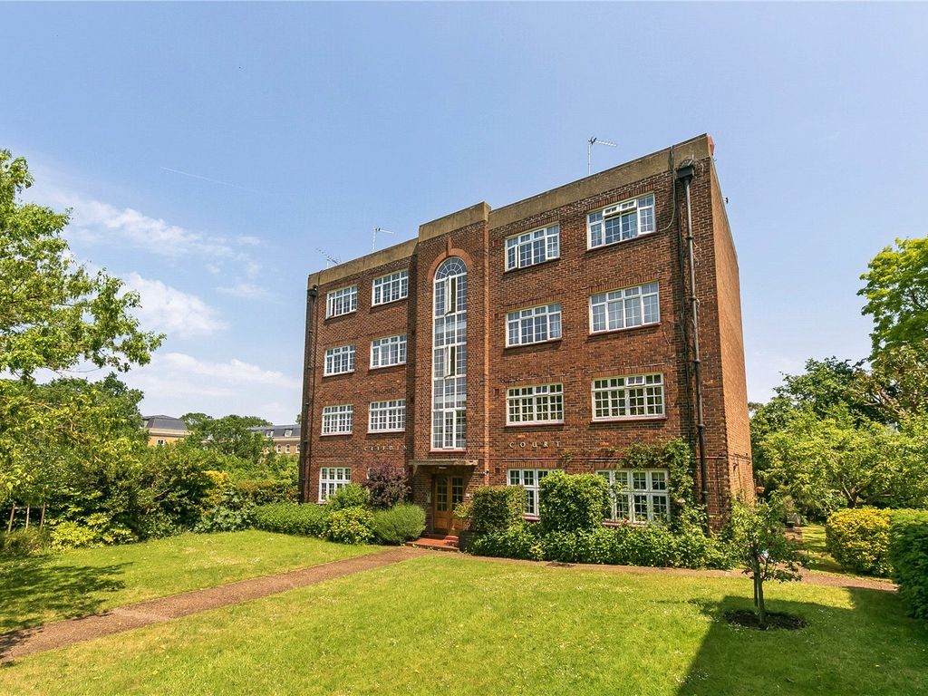 2 bed flat to rent in Clifden Road, Twickenham TW1, £1,795 pcm Zoopla