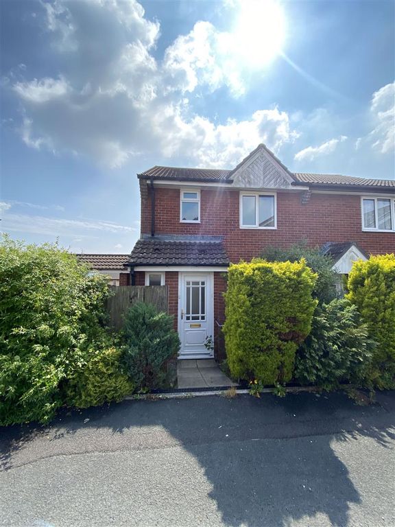 3 bed end terrace house to rent in Barn Close, Woodlands, Ivybridge