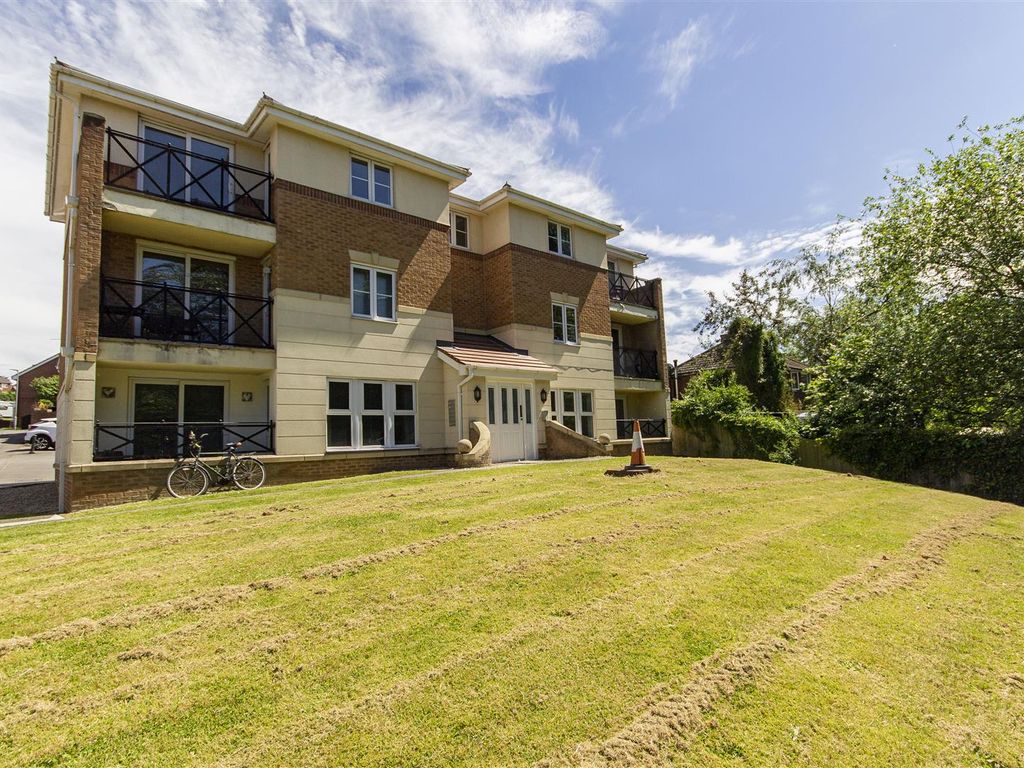 2 bed flat for sale in Wilden Croft, Brimington, Chesterfield S43 Zoopla