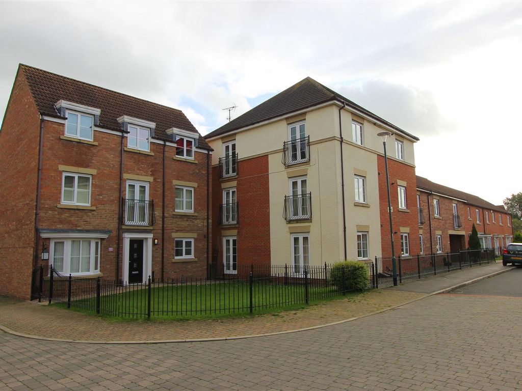2 bed flat to rent in Rainhill Way, Darlington DL2 Zoopla