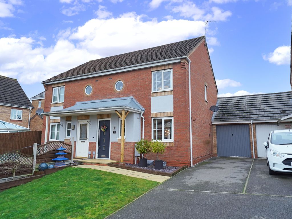3 bed semidetached house for sale in Slade Close, Braunstone