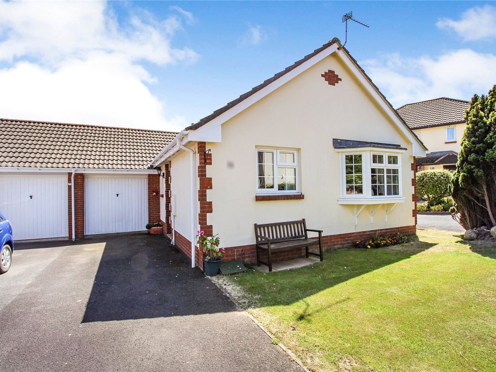 2 bed bungalow for sale in Hele Close, Roundswell, Barnstaple EX31 Zoopla