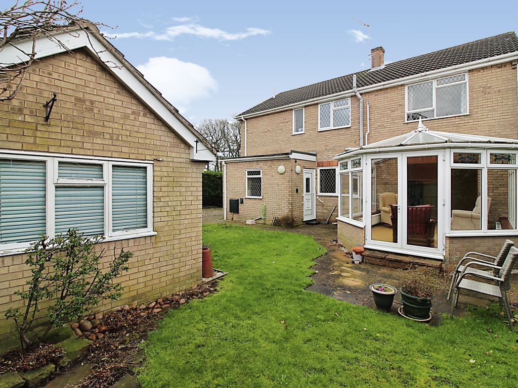 4 bed detached house for sale in Pear Tree Avenue, Wingerworth, Chesterfield S42 Zoopla