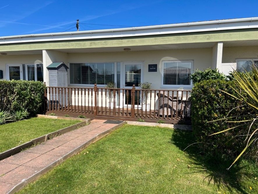 2 bed terraced bungalow for sale in 15 Rainbows End Chalet Park, Mill