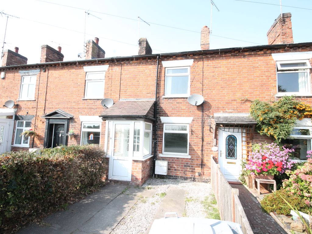 2 bed terraced house to rent in Crewe Road, Willaston, Nantwich CW5
