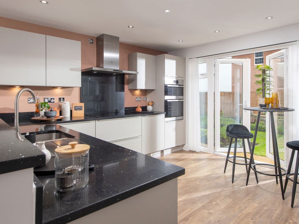 New home, 4 bed detached house for sale in "Avondale" at Dryleaze, Yate