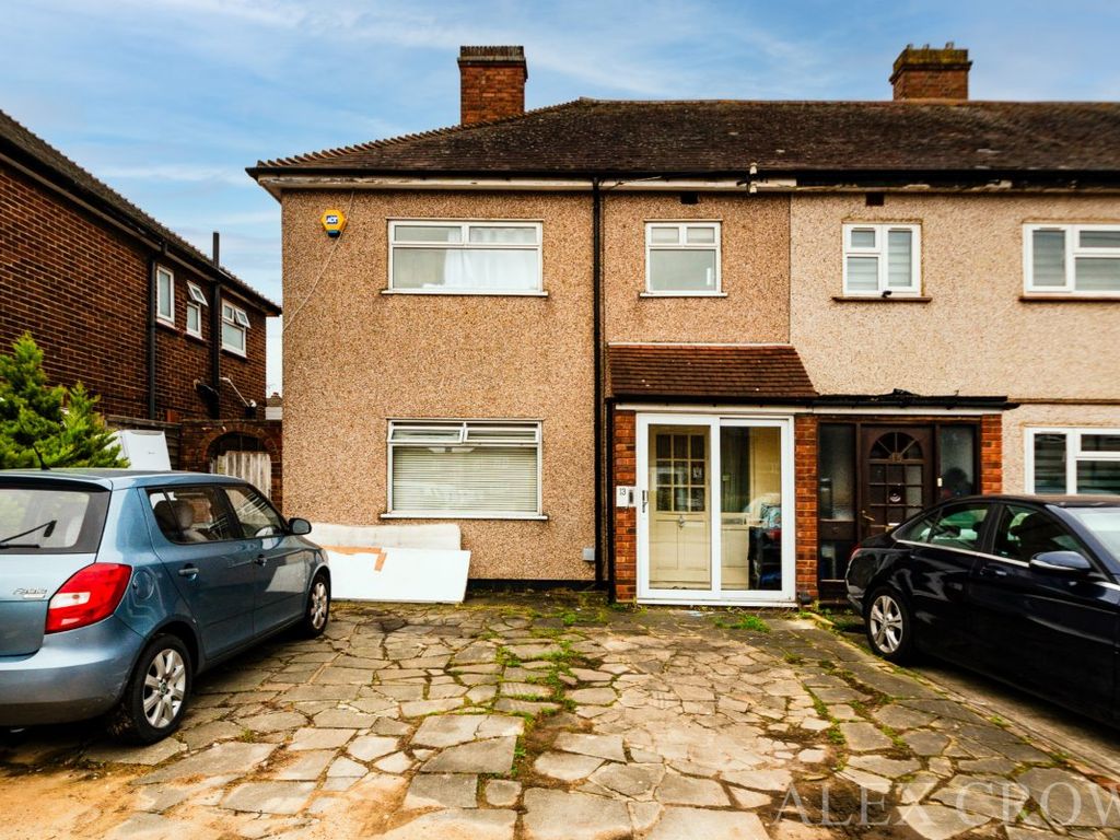3 bed property for sale in Ingleby Road, Dagenham RM10, £400,000 Zoopla
