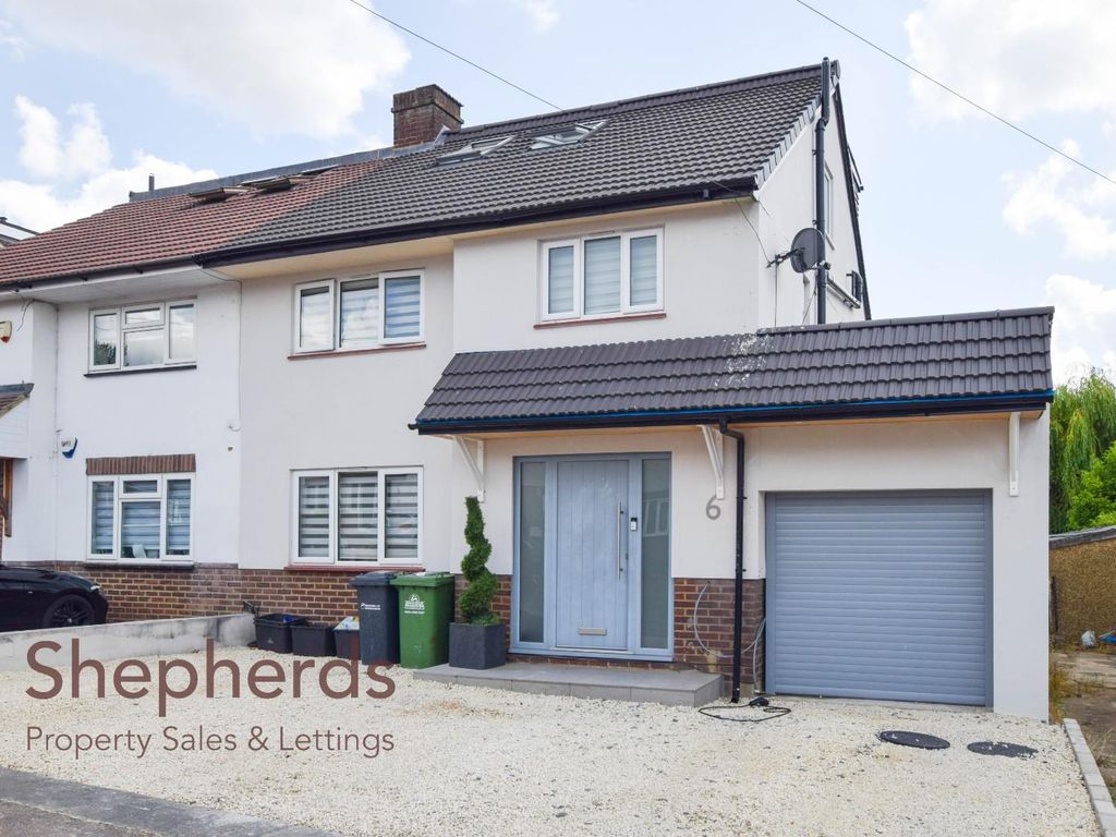 5 bed semidetached house for sale in Mountview Road, Cheshunt, Waltham Cross EN7 Zoopla
