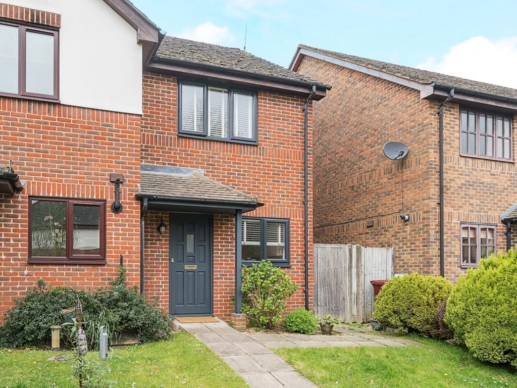 2 bed end terrace house for sale in Fernhurst, West Sussex GU27, £