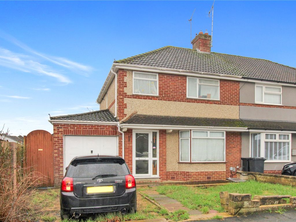 3 bed semidetached house for sale in Wigmore Avenue, Lawn, Swindon