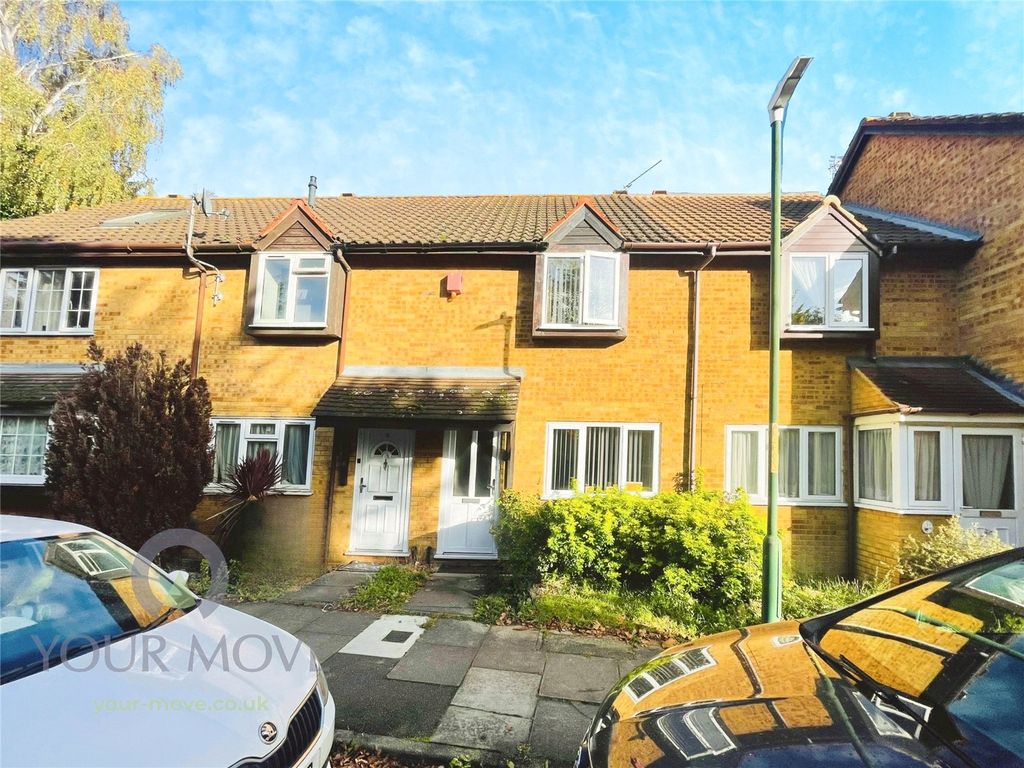 2 bed terraced house for sale in Mallard Close, Dartford, Kent DA1, £