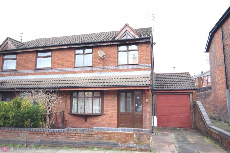 3 bed semidetached house for sale in Albion Street, Castleton