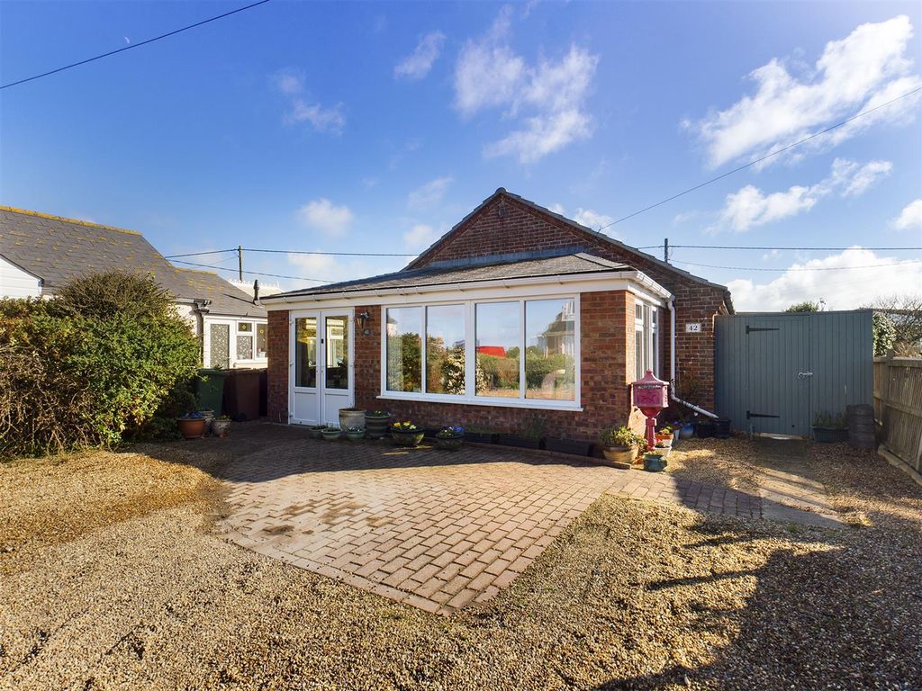 2 bed detached bungalow for sale in Newlands Estate, Bacton, Norwich NR12, £250,000 Zoopla
