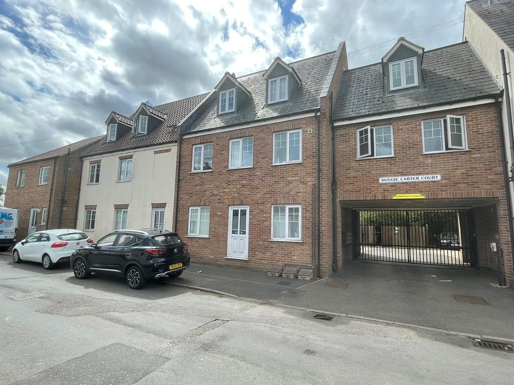 2 bed flat for sale in Duggie Carter Court, King's Lynn PE30 Zoopla