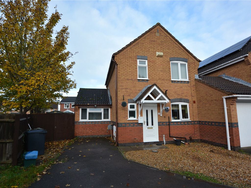 3 bed linkdetached house for sale in Azalea Gardens, Quedgeley