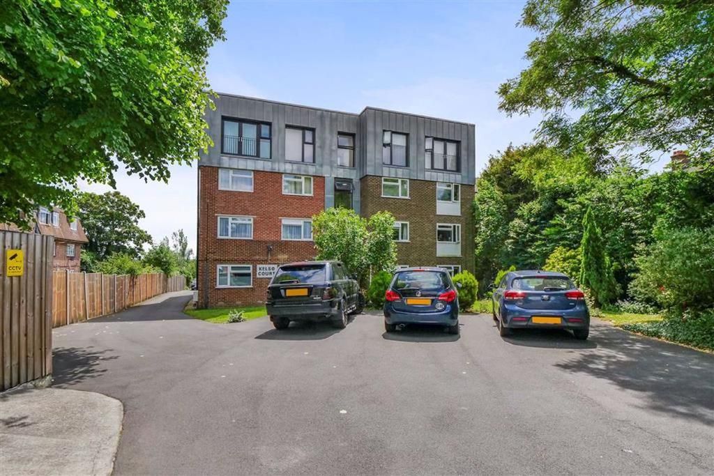 1 bed flat for sale in Kelso Court, Anerley Park, Penge, London SE20, £