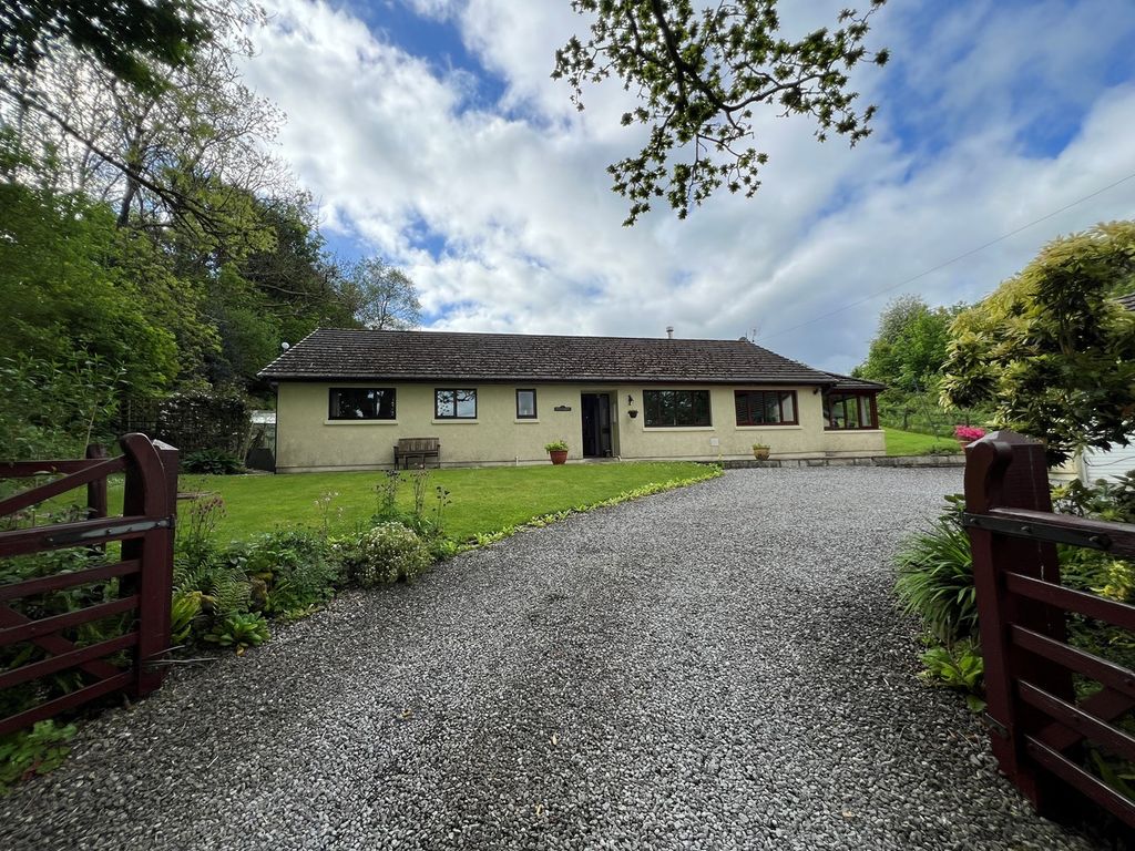 4 bed bungalow for sale in Capel Isaac, Llandeilo SA19, £450,000 Zoopla