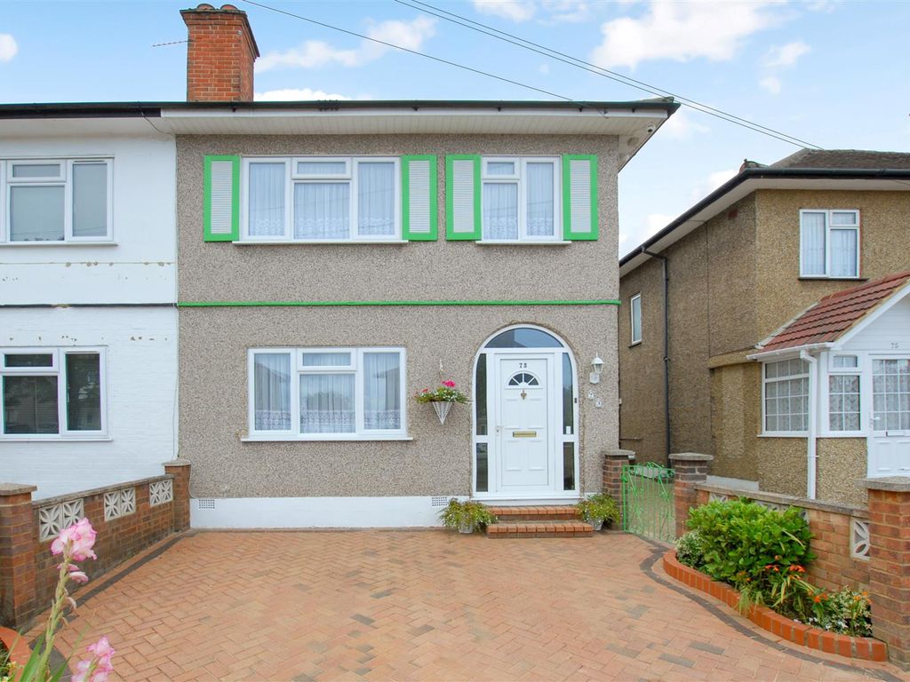 3 bed semidetached house for sale in Hurstfield Crescent, Hayes UB4, £